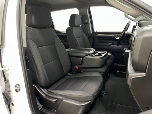 Certified 2022 Chevrolet Silverado 1500 LT AWD/4WD image 35