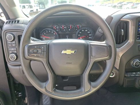 Used 2023 Chevrolet Silverado 1500 Custom image 19