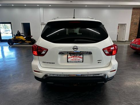 Used 2018 Nissan Pathfinder SV w/ SV Tech Package AWD/4WD image 6