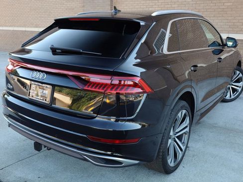 Used 2019 Audi Q8 Prestige image 8