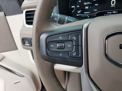 Used 2024 GMC Yukon Denali AWD/4WD image 28