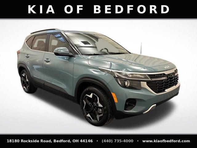 Certified 2026 Kia Seltos EX FWD image 3