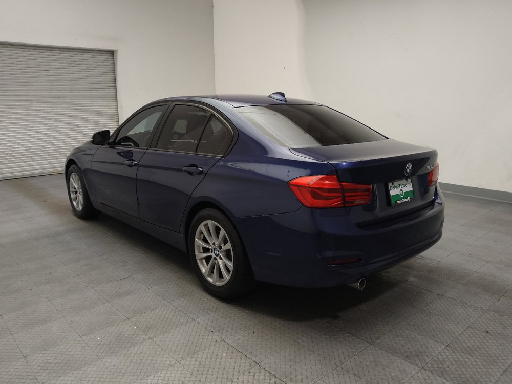 Used 2018 BMW 320i Sedan RWD image 5