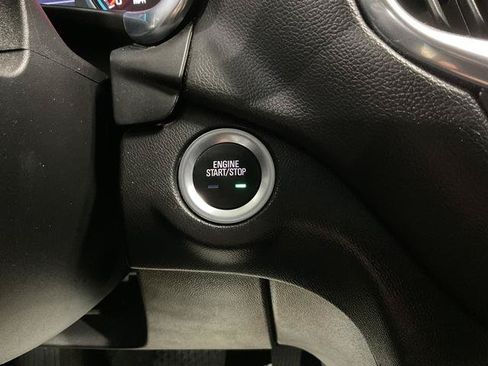 Used 2023 Chevrolet Equinox LT FWD image 22