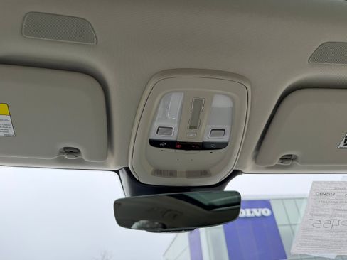 Certified 2024 Volvo XC60 B5 Plus image 22