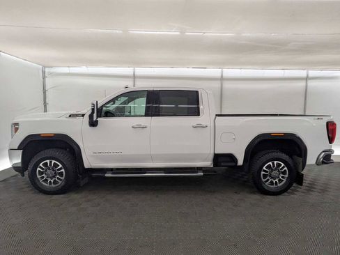 Used 2023 GMC Sierra 3500 SLT w/ SLT Premium Package image 3