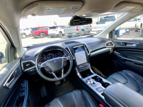 Used 2022 Ford Edge Titanium w/ Equipment Group 301A image 32