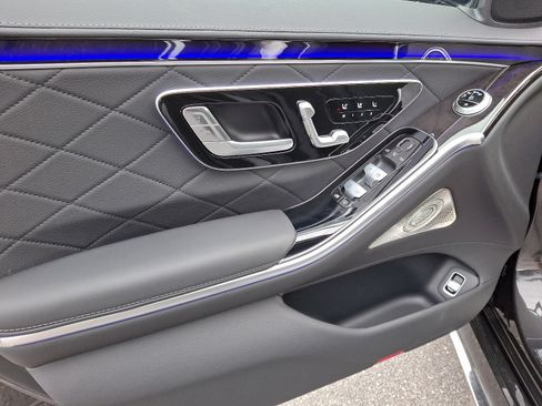 New 2025 Mercedes-Benz S 580 4MATIC Sedan image 7