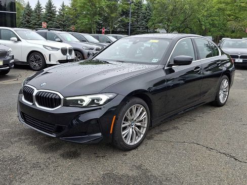 Used 2024 BMW 330i xDrive Sedan w/ Premium Package AWD/4WD image 3
