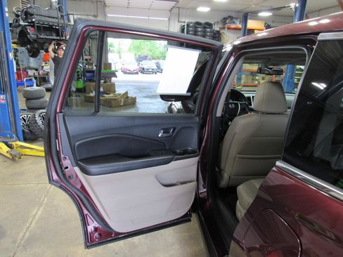 Used 2016 Honda Pilot EX-L image 22
