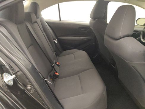 Used 2022 Toyota Corolla LE FWD image 19
