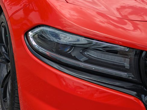 Used 2017 Dodge Charger R/T w/ Blacktop Package RWD image 8