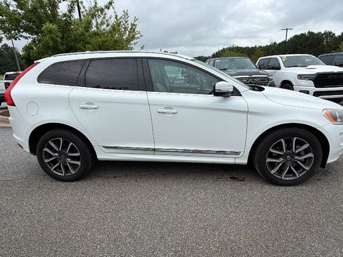 Used 2016 Volvo XC60 T5 Premier AWD/4WD image 7