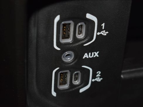 Used 2025 RAM 3500 Tradesman AWD/4WD image 30