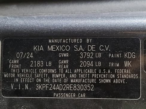 Used 2024 Kia Forte LXS w/ LXS Technology Package FWD image 33