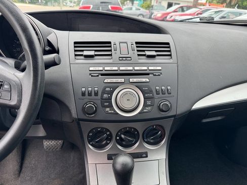 Used 2011 MAZDA MAZDA3 i Touring image 13
