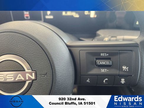 New 2025 Nissan Kicks SV AWD/4WD image 25