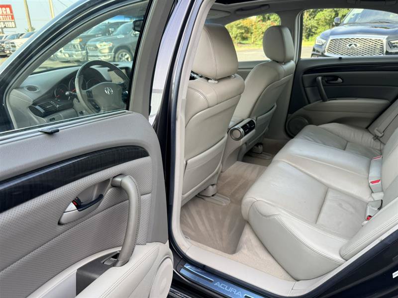 Used 2010 Acura RL w/ Technology Package AWD/4WD image 21