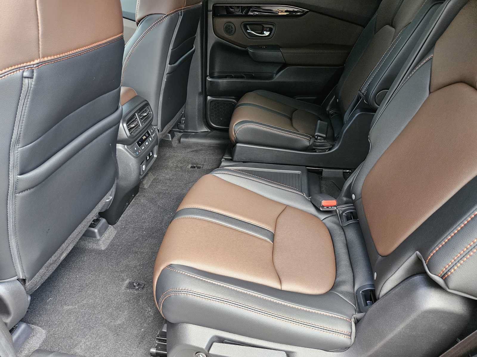 New 2026 Honda Pilot TrailSport image 23