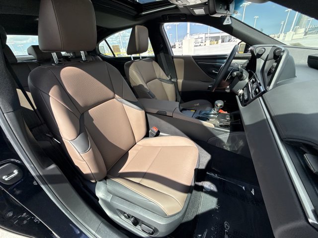 Certified 2025 Lexus ES 350 w/ Premium Package FWD image 26