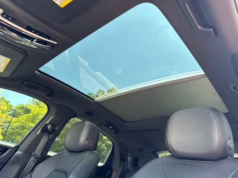 Used 2022 Porsche Cayenne S image 33