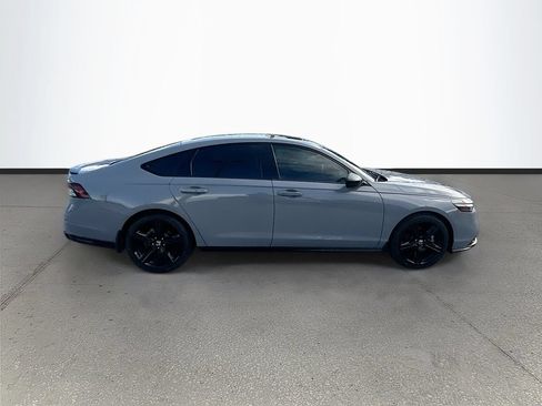 Used 2024 Honda Accord Sport image 8