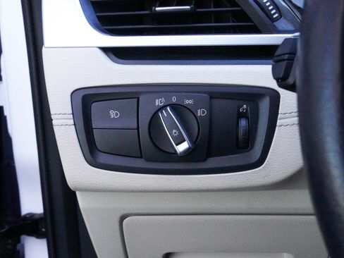 Used 2021 BMW X2 sDrive28i w/ Premium Package image 16