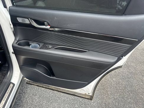 Used 2025 Hyundai Palisade Calligraphy AWD/4WD image 18