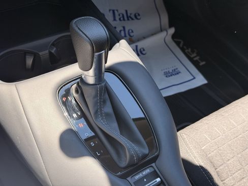 Used 2024 Honda HR-V LX image 18