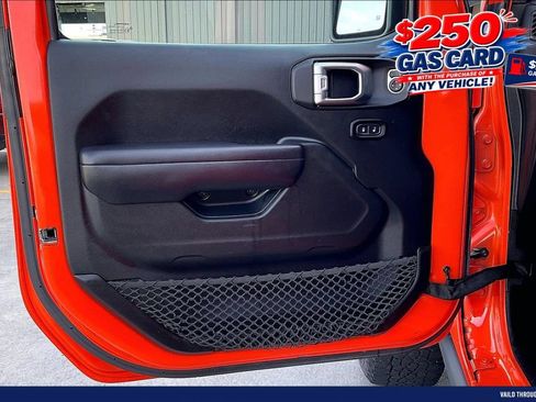 Used 2018 Jeep Wrangler Unlimited Rubicon w/ Safety Group AWD/4WD image 23