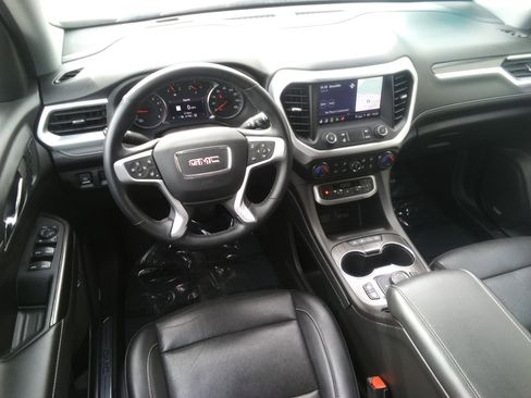 Used 2023 GMC Acadia SLT w/ Elevation Edition image 14