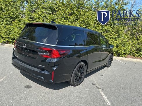 Used 2025 Honda Odyssey Sport-L image 31
