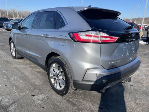 Used 2023 Ford Edge Titanium image 3