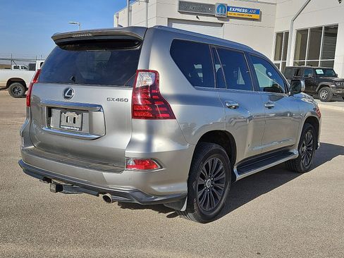 Used 2020 Lexus GX 460 Premium image 4