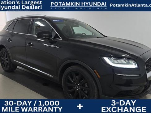 Used 2023 Lincoln Nautilus Reserve w/ Monochromatic Package AWD/4WD image 1