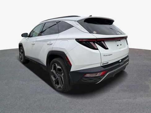 Certified 2024 Hyundai Tucson Limited AWD/4WD image 4