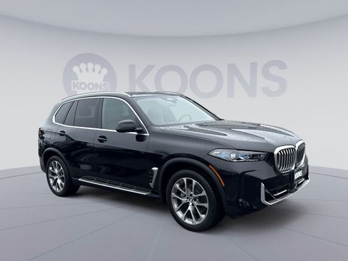 Used 2025 BMW X5 xDrive40i AWD/4WD image 10