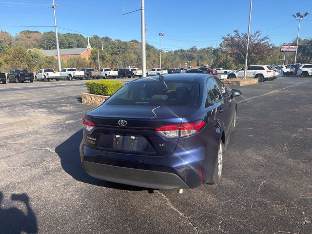 Used 2025 Toyota Corolla LE FWD image 7