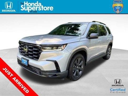 Certified 2024 Honda Pilot Sport image 1
