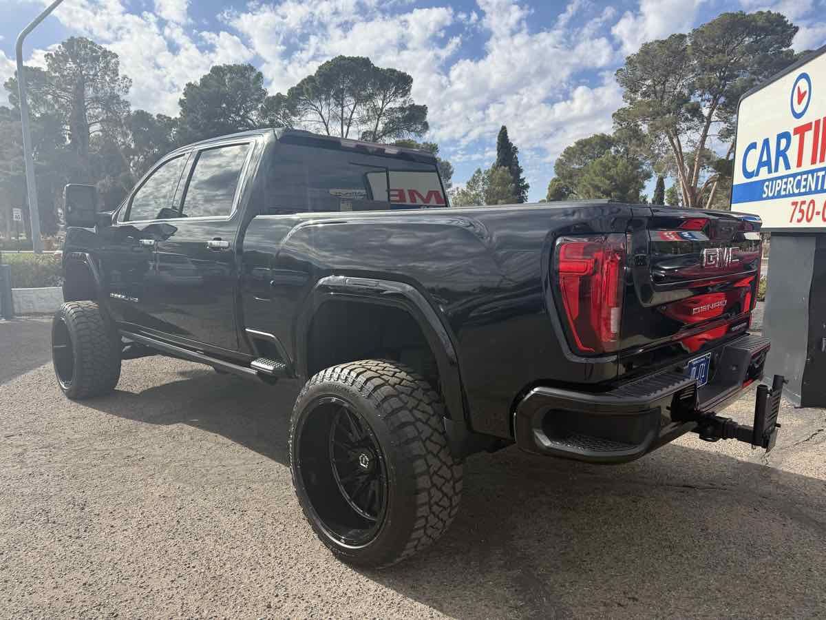 Used 2021 GMC Sierra 2500 Denali w/ Denali Ultimate Package AWD/4WD image 6