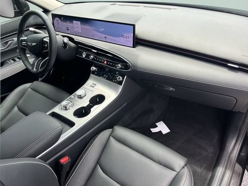 New 2026 Genesis GV70 2.5T Advanced AWD/4WD image 17
