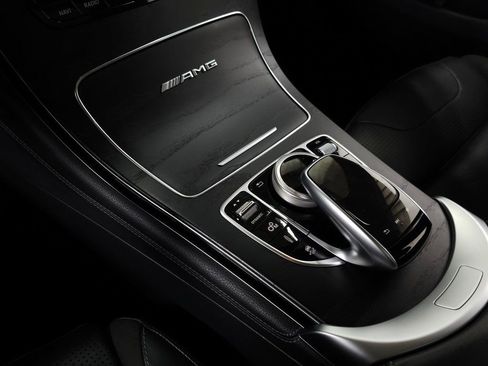 Used 2018 Mercedes-Benz GLC 63 AMG 4MATIC image 32