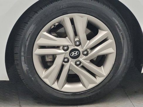 Used 2019 Hyundai Elantra SEL w/ Cargo Package image 31