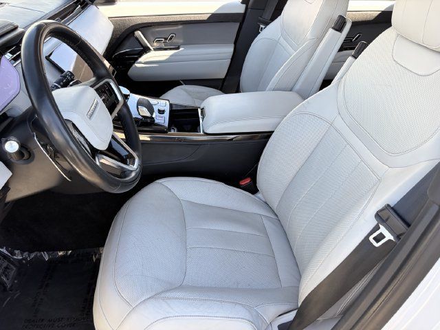 Used 2023 Land Rover Range Rover Sport SE AWD/4WD image 6