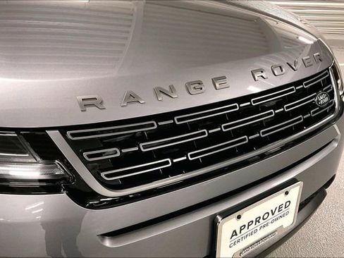 Certified 2025 Land Rover Range Rover Evoque S image 31