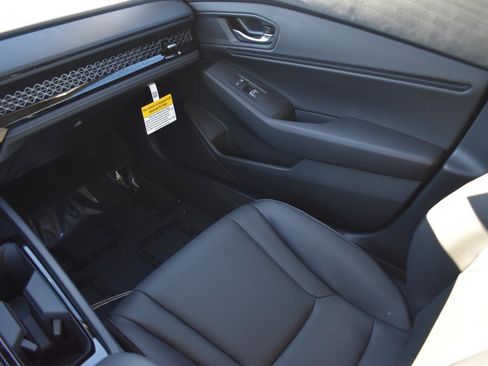 New 2025 Honda Accord EX-L image 19