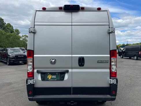 New 2024 RAM ProMaster 2500 w/ Quick Order Package 22H SLT+ image 10