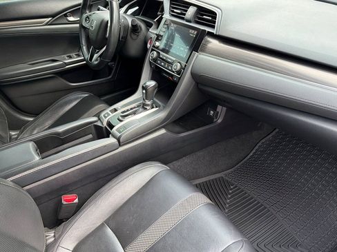 Used 2020 Honda Civic Touring image 14