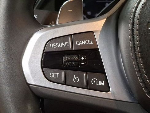 Used 2023 BMW X6 xDrive40i w/ M Sport Package image 17