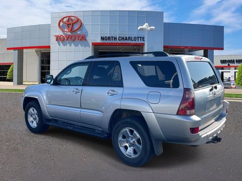Used 2004 Toyota 4Runner SR5 RWD image 4